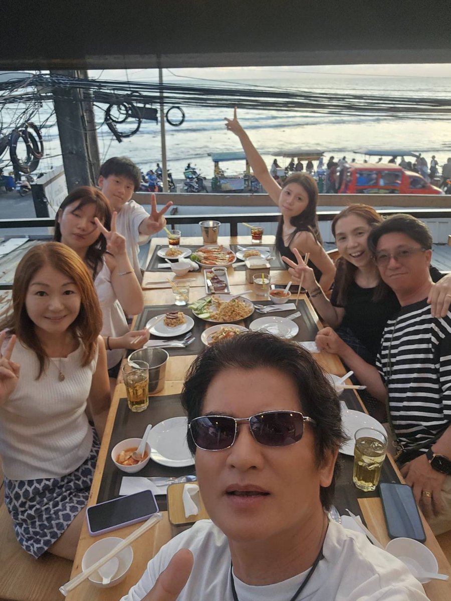 PhuketHappyTour's tweet photo. サンセットが見えるレストラン　ソムタムヤムパオ＠カリムビーチ　久し振りに行ったらメニューがアップデートされていました！食事の写真を撮り忘れてしまいましたが、とっても素敵な時間を過ごせました💕 https://t.co/Wxj1hD5d5z