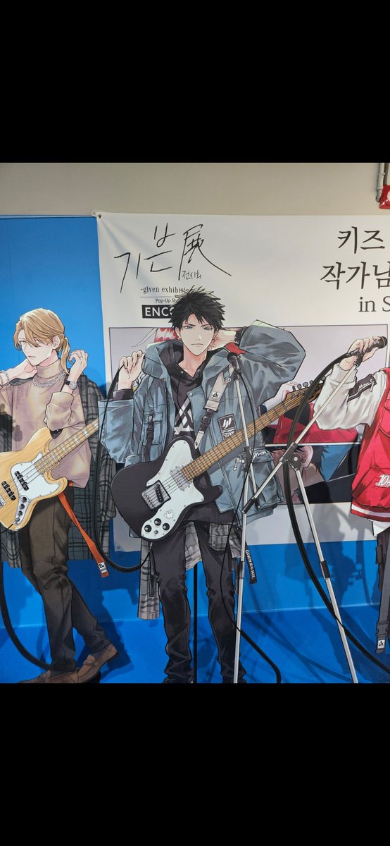 gen_talk_hi's tweet photo. #기븐앵콜팝업후기
한평생 이렇게 살면서 많은 굿즈를 단번에 구매하고 아직도 소장하고 있는 건 처음이네요 🥺 비록 늦덕이였지만 그만큼 애들도 많이 사고 행복해하고 있습니다.

기븐 평생 상영해, 평생 응상해... 평생 전시회해줘... 그리고 상영 평생 해줘 https://t.co/s1OYV0SDdc