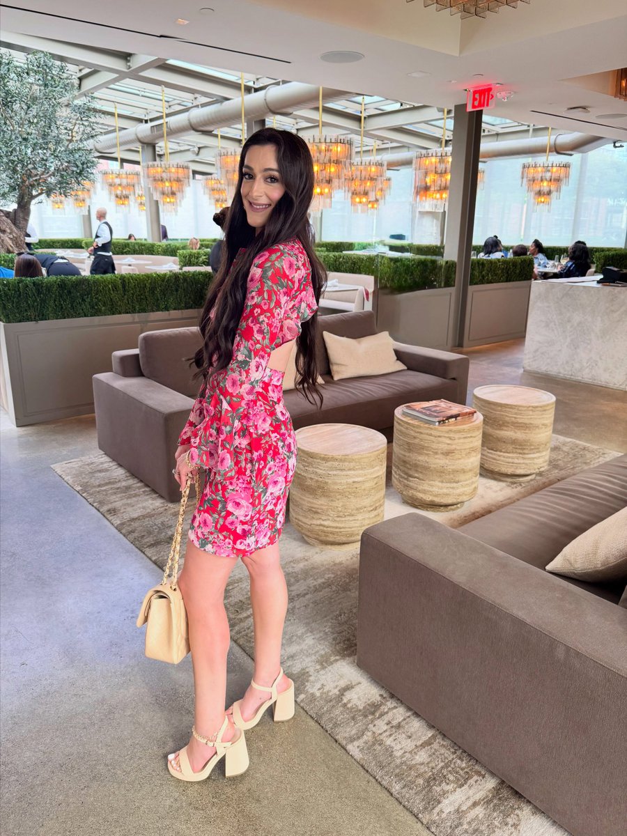 JeremySantaAna's tweet photo. So pretty for Michelle and she's the best 😍🥰❤️ https://t.co/x9oPZYYnmM