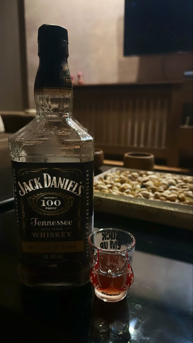 amwir__'s tweet photo. شهريور :) https://t.co/SWlOpjrKu2