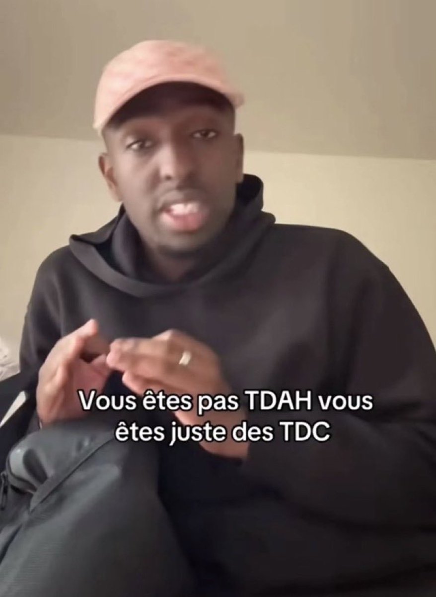 Slmcabd's tweet photo. J’ai demandé a mon shab pk il notait pas le cours il m’a dit "Jsuis TDAH" https://t.co/sDY5w6MCvR