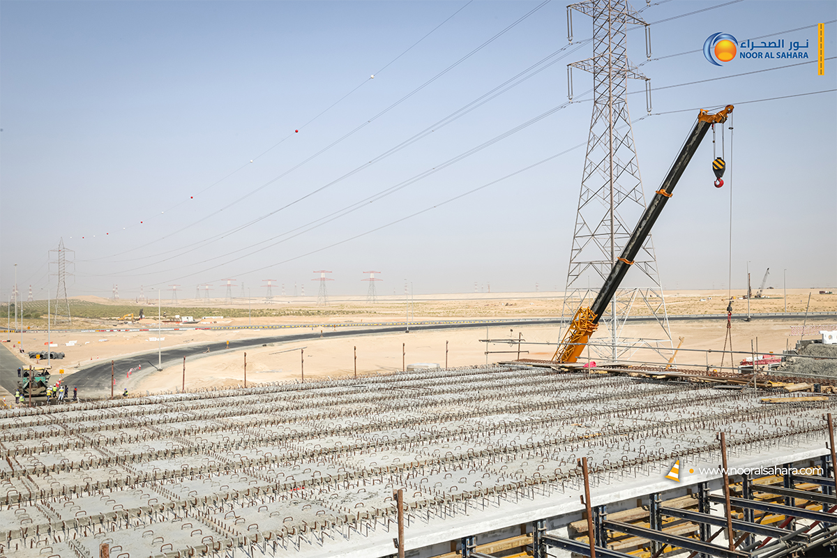NoorContracting's tweet photo. Major progress continues on one of Abu Dhabi's key infrastructure developments as Noor Al Sahara General Contracting LLC advances critical construction works on the AED 800 million Al Faya – Seih Shuhaib Road (E75) Upgrade Project for ALDAR.

#ALDAR #NAS #AbuDhabi #roads #UAE https://t.co/aG8G9nyLfY