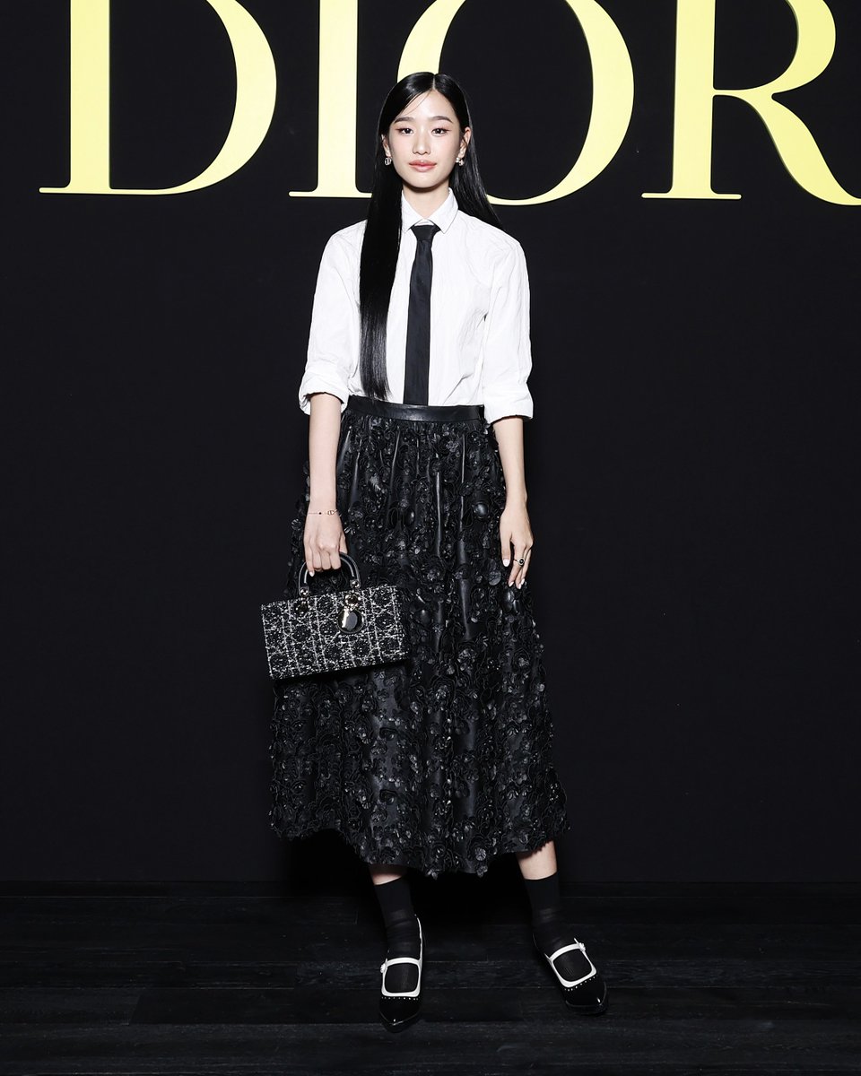 zenealovestu's tweet photo. Exactly 3yrs today when dior announce tuty as their new BA🥹🫶🏻

#tontawan #intuyou https://t.co/Bfj2DlCpU9