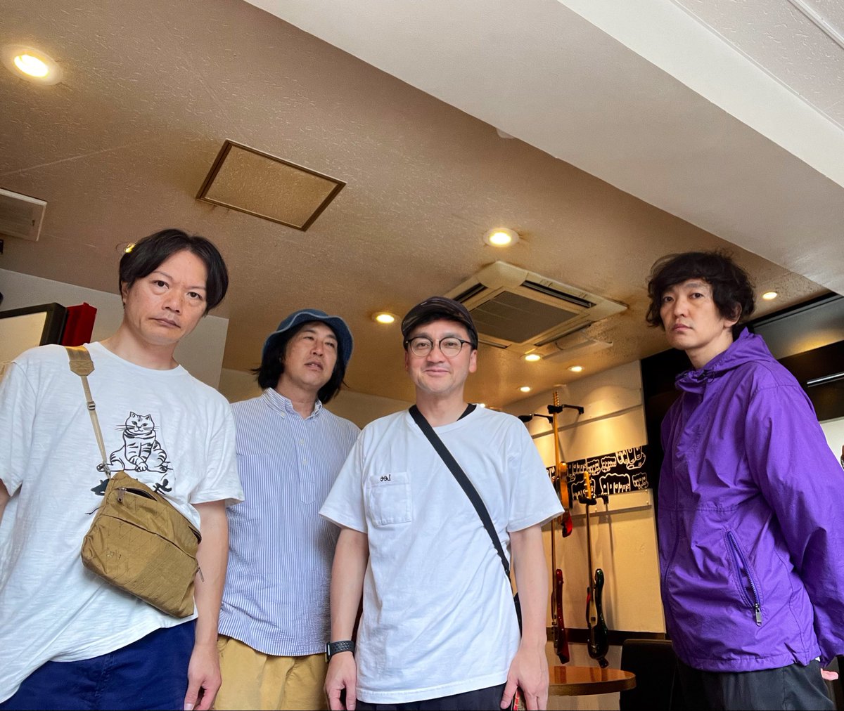 taisuketakata's tweet photo. タカタギター担当STUDY HARD!
福岡2daysリハ順調👌
久々の九州ライブ、バリ頑張るばい😤

10/10福岡 大名 秘密
STUDY HARD!
THE SHITMS
NANANINE 1/2
torch

10/11北九州 黒崎マーカス
STUDY HARD! 
オレンジサーフワックス
hof
Natsuno

スタハの音源はコチラから聴けます💁‍♂️
https://t.co/j7eHliKlVM https://t.co/8AmmHYqsoF