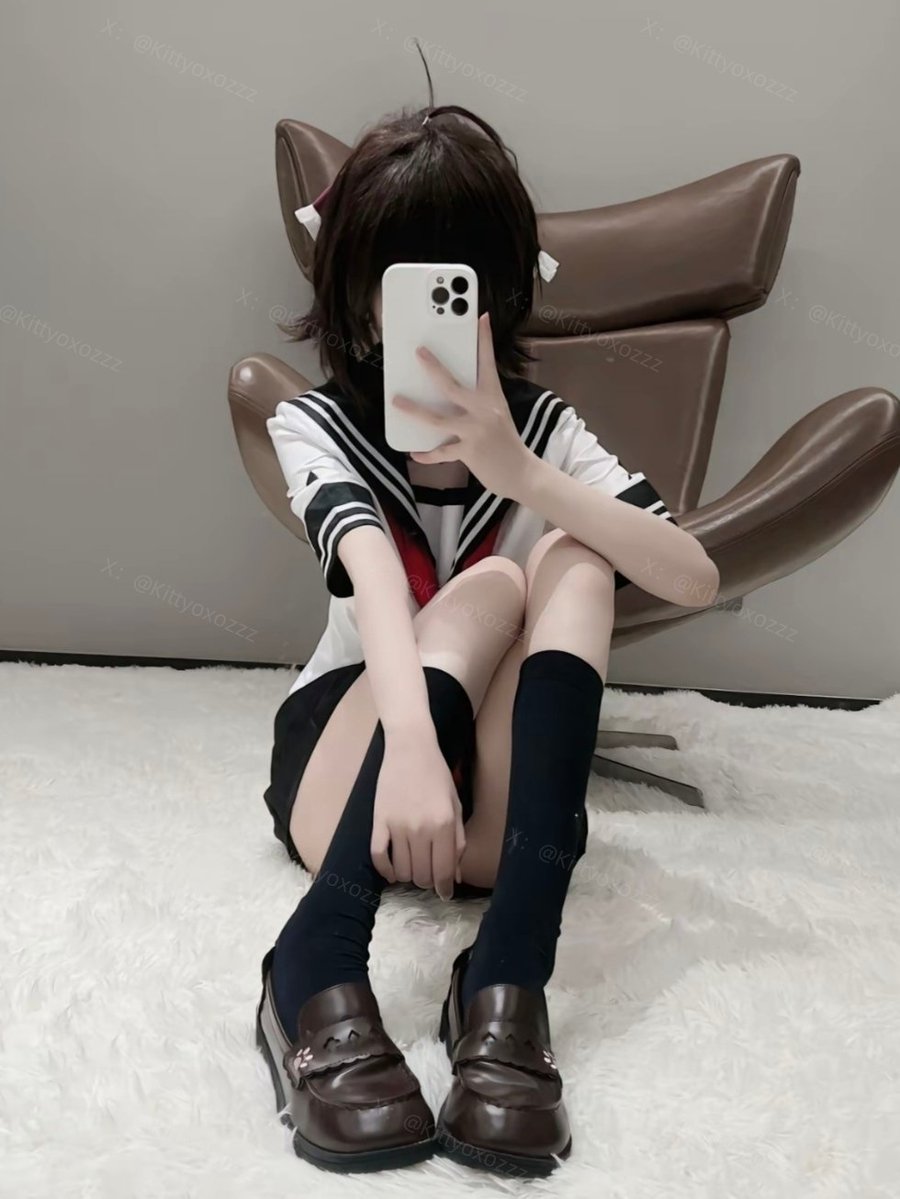Kittyoxozzz's tweet photo. 你可不可以多想我一点呀?我多打几个喷嚏没关系的 https://t.co/vAJsRw1QLw