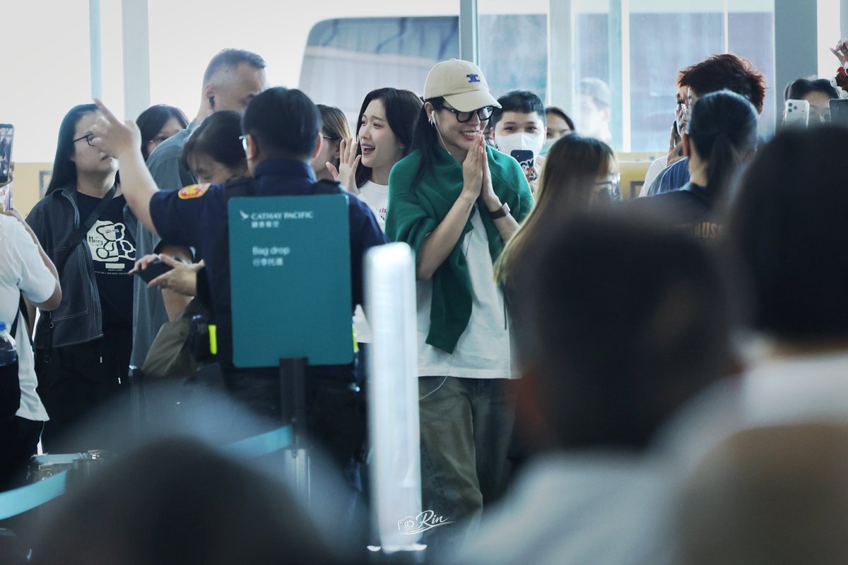 Rin910102's tweet photo. 2026.09.20🛫

@malisorn00 @atomprys

FAYEATOM KAOHSIUNG FANMEET
#FayeAtomFMinKaohsiung
#FayePeraya #AtomPariya #FayeAtom https://t.co/puWs6FJ4oy