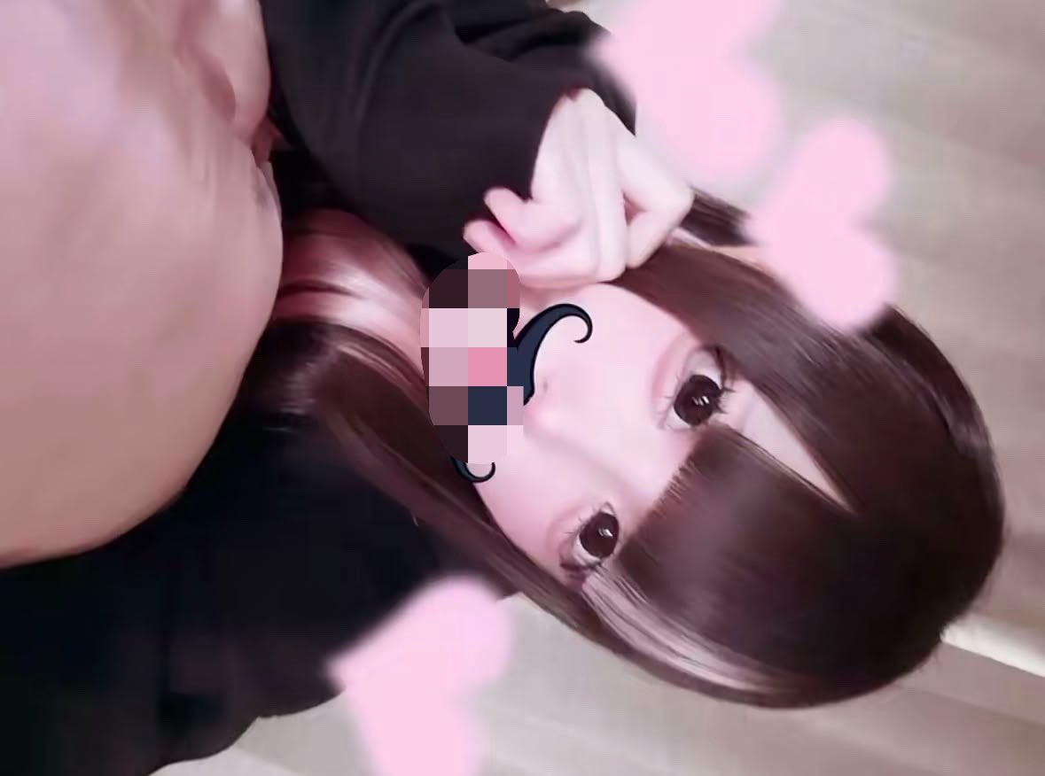 v3uz5z's tweet photo. フォローしてからDMしてねㅠ  ̫ㅠ https://t.co/zzdbNcnaZf