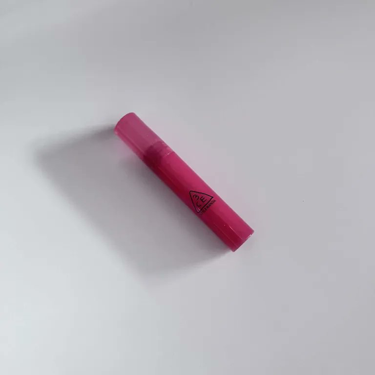 moosic_suchada's tweet photo. 3CE syrup layering สี youth coral 60% 70.- https://t.co/ueK9ciAstz