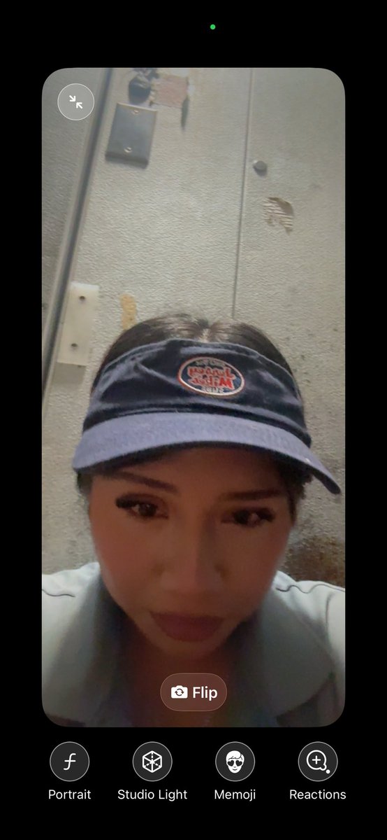 kill4leslie tweet picture