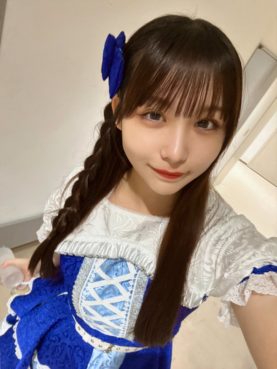 akari___MMM's tweet photo. ッスッゴイライブありがとうございました❕
みんな台風大丈夫〜〜？？？！
気をつけて帰ってね〜☔️ https://t.co/VYXyUp2Nl0
