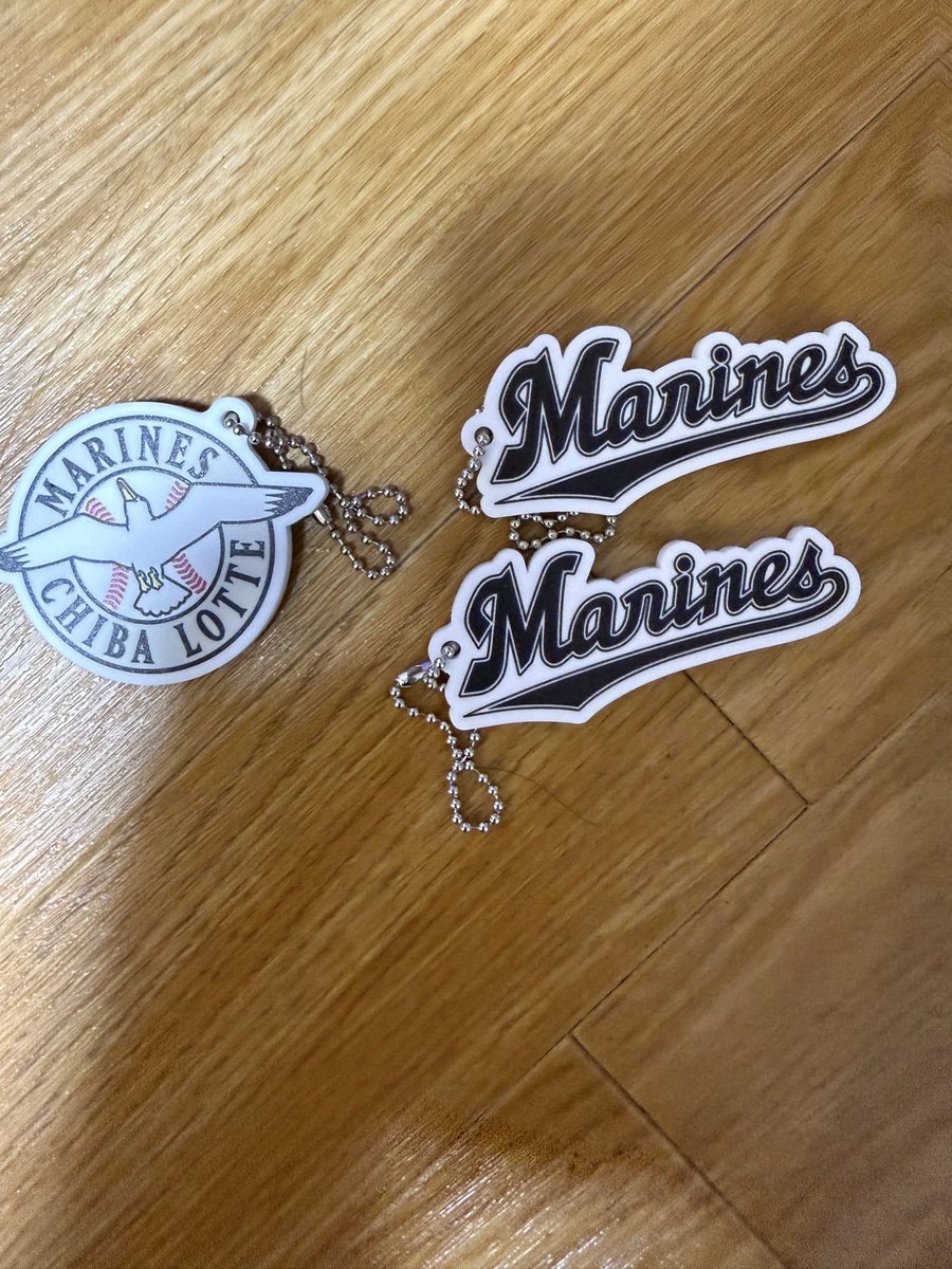 syhmhys's tweet photo. パリーグDMMくじ交換

譲　アクスタ　F99
　　ラバー　　M
　　パズル　　E

求　アクスタ　M1
　　　　　　　L8、51
　　　ラバー　L
　　　パズル    L
　　　定価

お気軽にお声掛けください。 https://t.co/TrODFCiJ6I