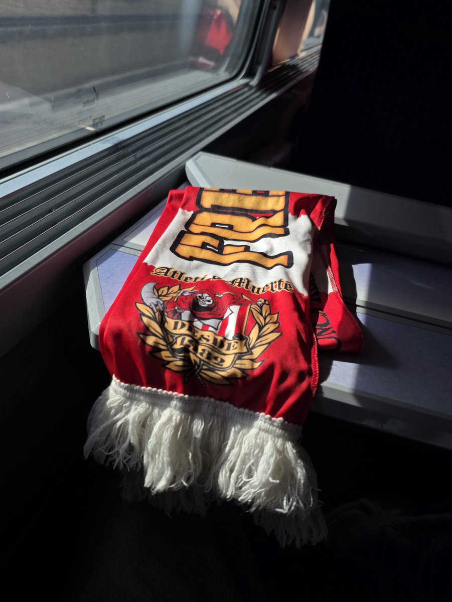 Pablete_1903's tweet photo. Vamos!!🔴⚪️ https://t.co/UK1yYdB6tV