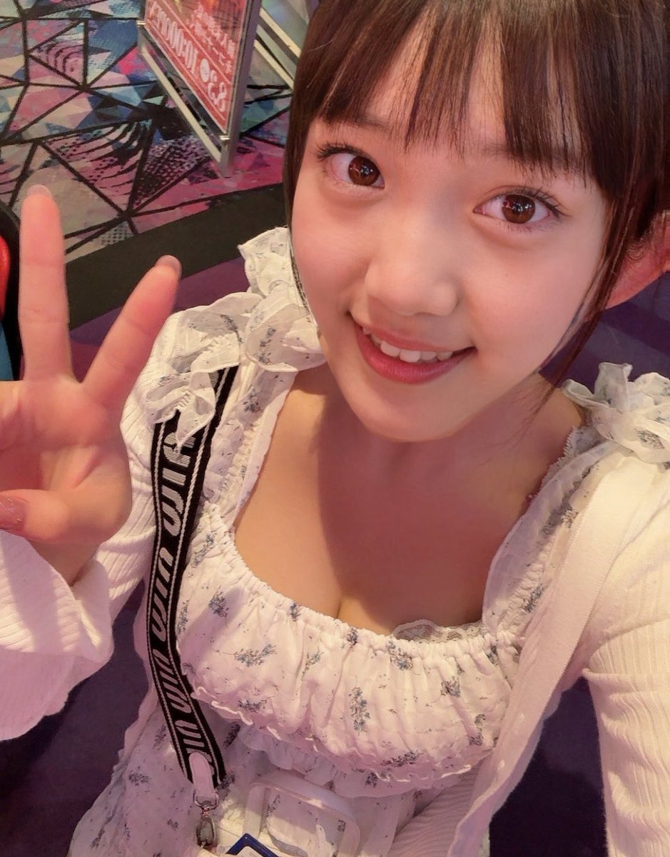 Eduarda31810366's tweet photo. 宝子们    晚上好！！！      

今天当一次女菩萨！

上供！    Luo照！！！！    

福是粉哒！！看完不许瞎说🫣 https://t.co/plvElluRnK