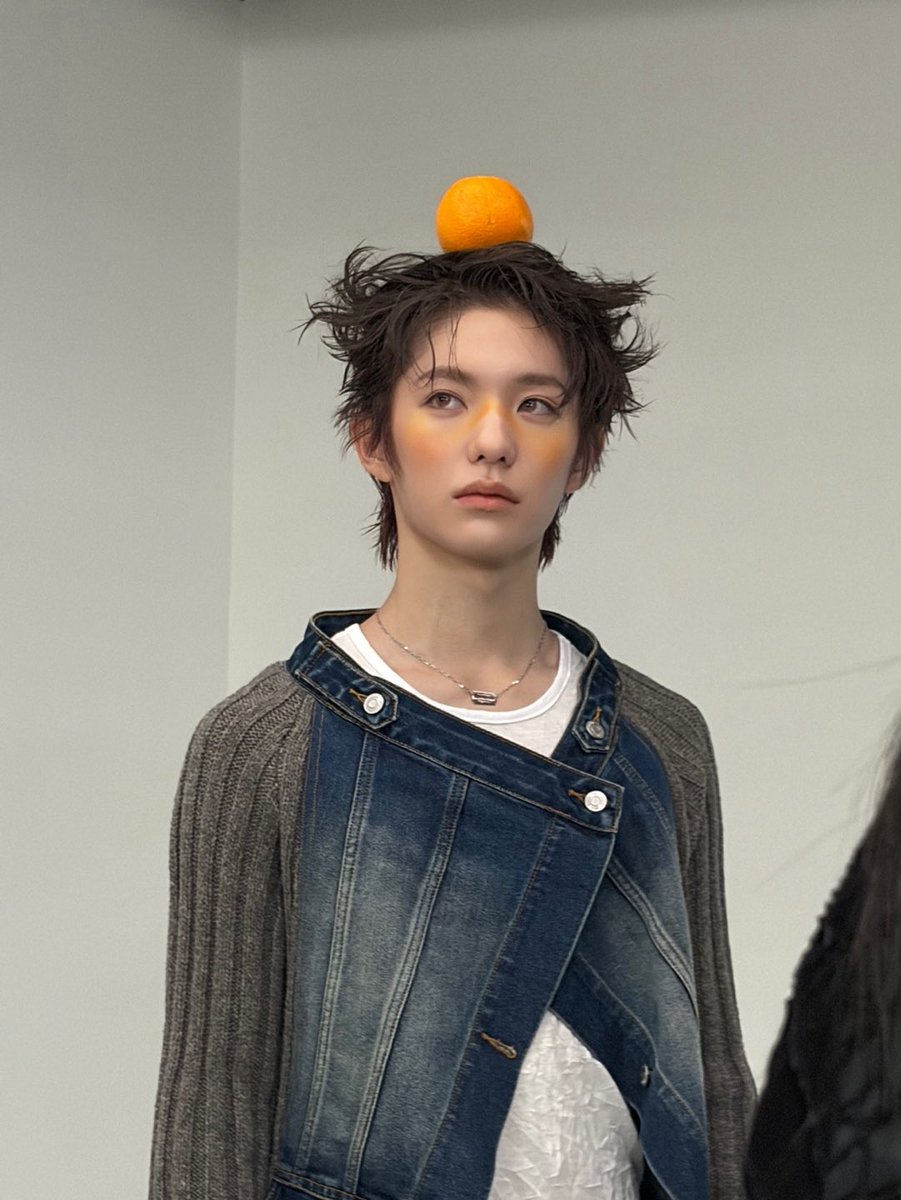yuhz_official's tweet photo. [📸]

데이즈드 🍊🧡

#YUHZ #유어즈
#SECHAN #세찬 https://t.co/xc1XslV0Ct