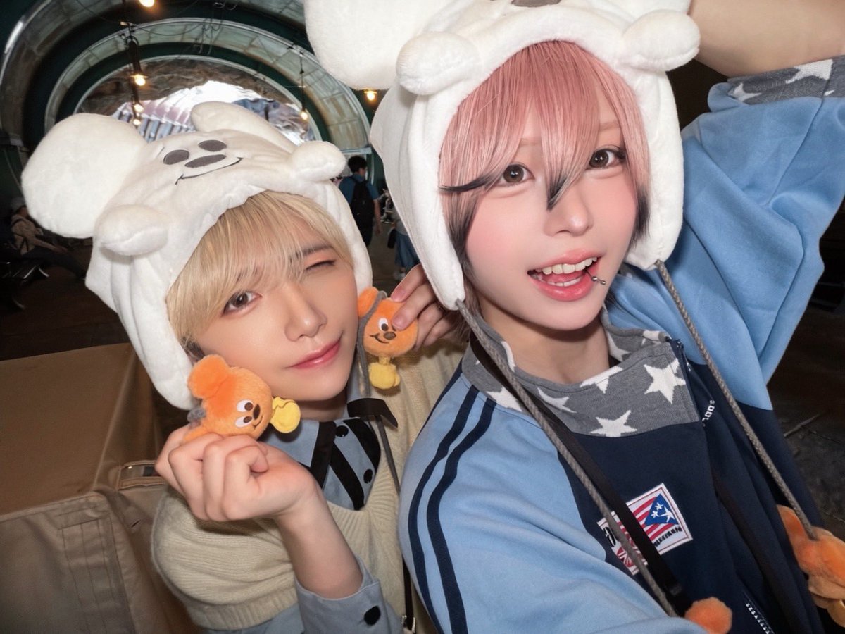 hlhr_ten's tweet photo. こむたんとディズニー行った https://t.co/tw7svPmMG2