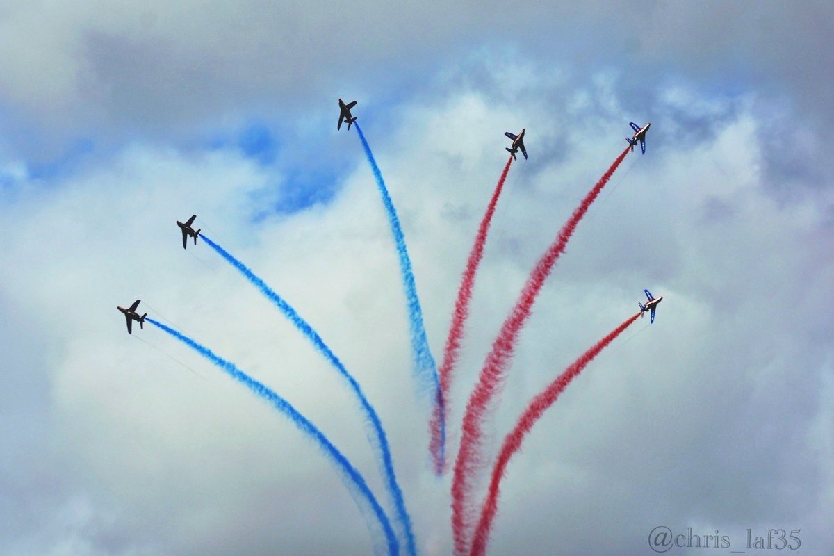 laf2_laf's tweet photo. BREIZH AIRSHOW 2026
🇫🇷🫶🇫🇷
#morlaix 
#bretagne 
#airshow 
#PatrouilledeFrance
#avions
#labretagnecavousgagne 
#fly 
#french 
@PAFofficiel 
@Armee_de_lair https://t.co/Q9y1aLwRGq