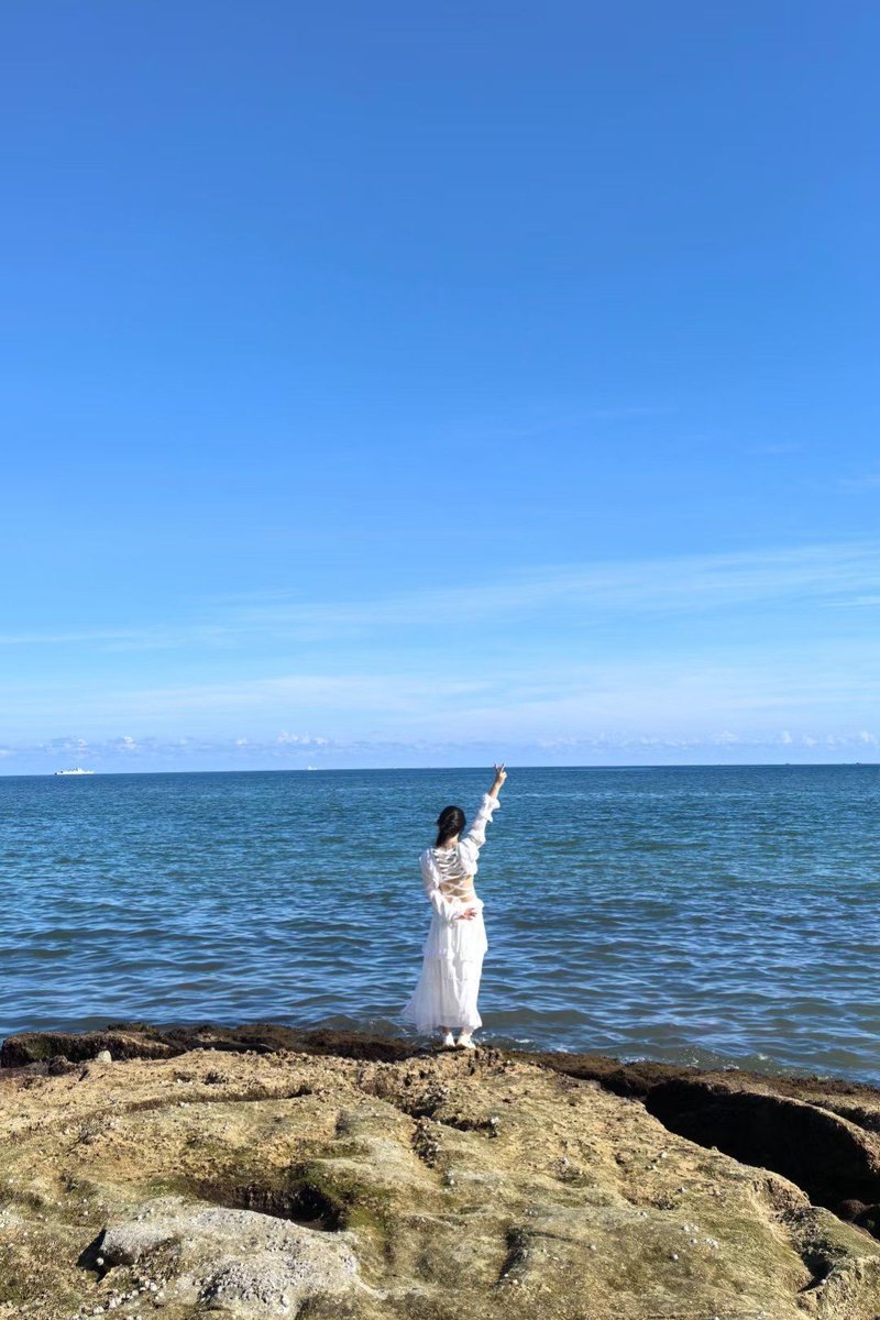 paisv845593's tweet photo. Just spent the whole morning wandering around the old port, sipping cold brew while listening to local fishermen’s stories—this small coastal town’s charm is way better than any fancy trip! https://t.co/aDGaMSTRxK