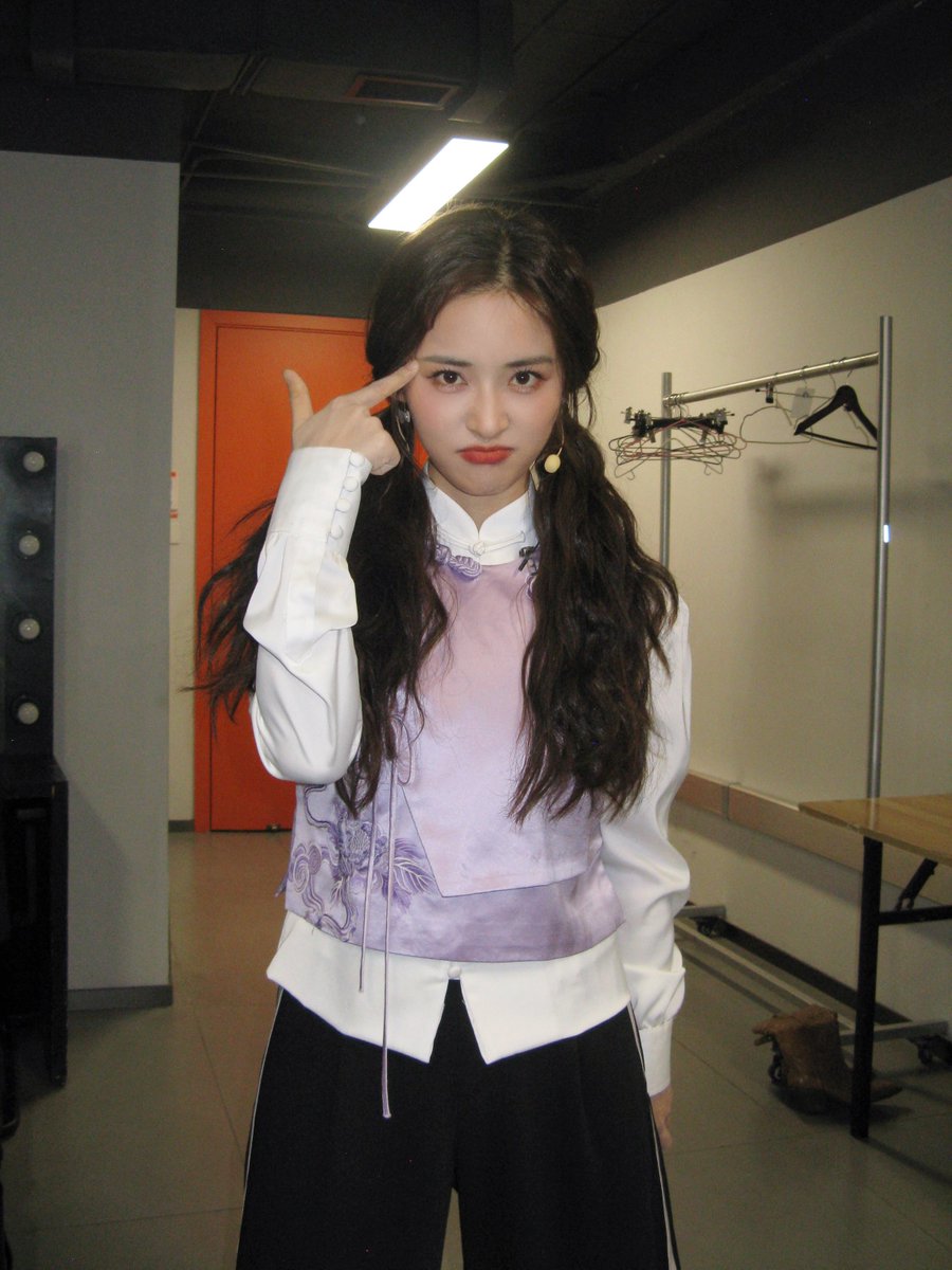 gosm_y's tweet photo. 엄마.. 나 심월보고시퍼.... https://t.co/iS3H9yCD88