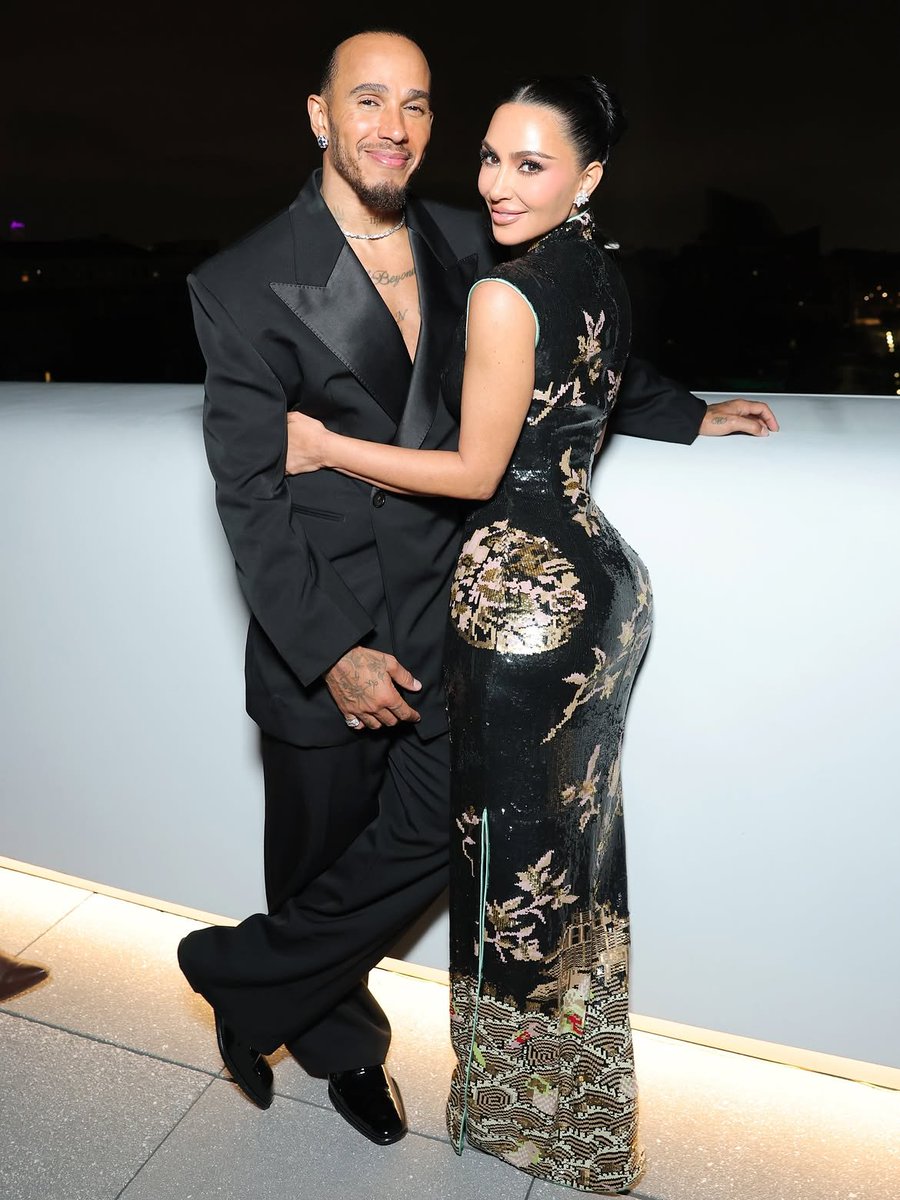 LH44Fanpage8's tweet photo. Lewis Hamilton &amp; kim kardashian https://t.co/Nfv8YQUNqW