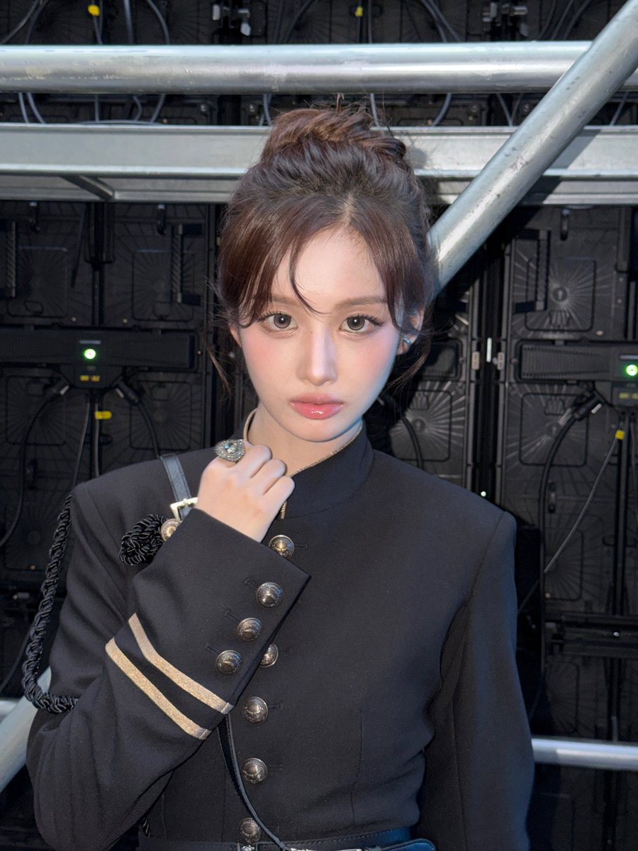 WE_NMIXX's tweet photo. 🖤

#NMIXX #엔믹스
#설윤 #SULLYOON https://t.co/ghnTMyOrsY
