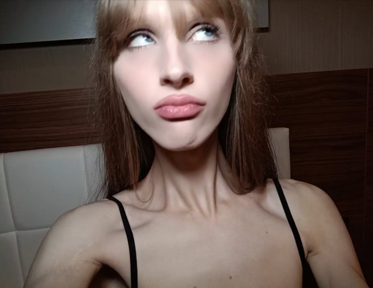 evajiazz's tweet photo. holaa #transgirl https://t.co/yw1XnMq2PA