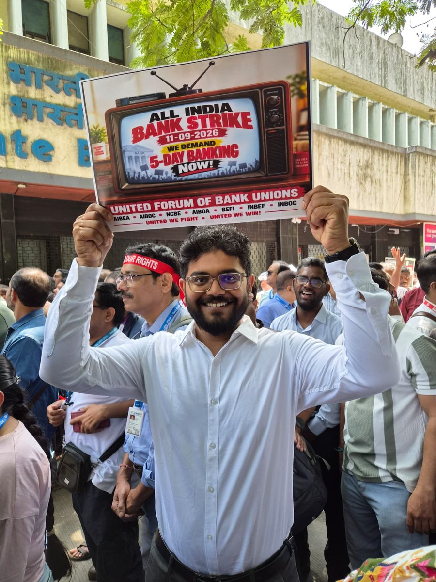 SBIOA_MAH's tweet photo. #5DayBanking
#JusticeforBanker
#HonourBPS

@IndianExpress
@htTweets
@bsindia
@EconomicTimes
@livemint
@ndtv
@IndiaToday
@ETNOWlive
@CNBCTV18Live
@ZeeBusiness
@ndtvprofit
@moneycontrolcom
@timesofindia
@the_hindu
@IndianExpress
@htTweets
@bsindia
@EconomicTimes
@ndtv https://t.co/uwewbnHSyf