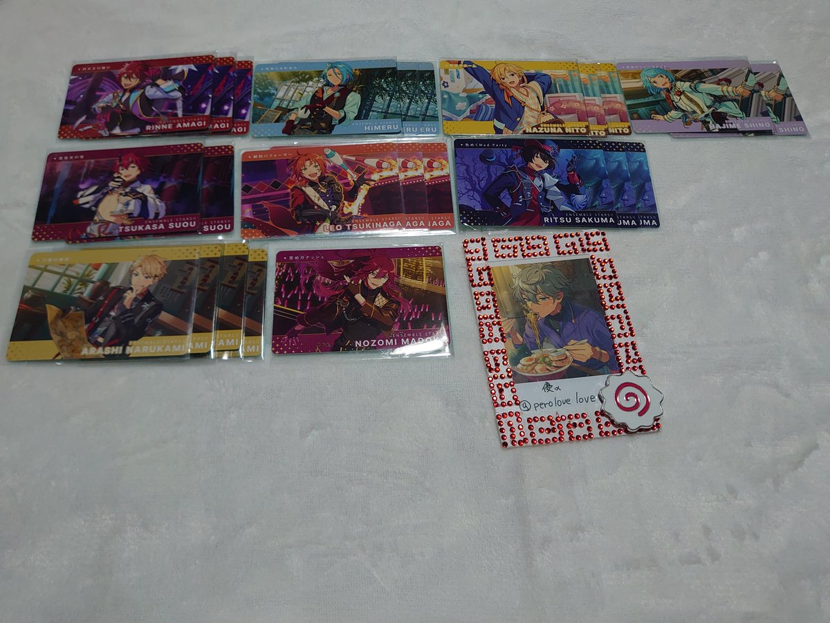 perolovelove's tweet photo. 譲:R 鉄虎 なずな 凛月

N 桃李 弓弦 千秋 忍 翠 鉄虎 燐音 HiMERU 望見 なずな 司 レオ 凛月 嵐 創 カンナ スバル 藍良 北斗 真緒 零 薫 晃牙 アドニス ライカ カンナ 日和 宗 みか 一彩 宙

求:N泉 ≫ R泉、友人分ジュンくん
定価(+送料)
異種泉(ぱしゃっつ≫その他)

条件画像4枚目を確認下さい https://t.co/9at6V6Azzp