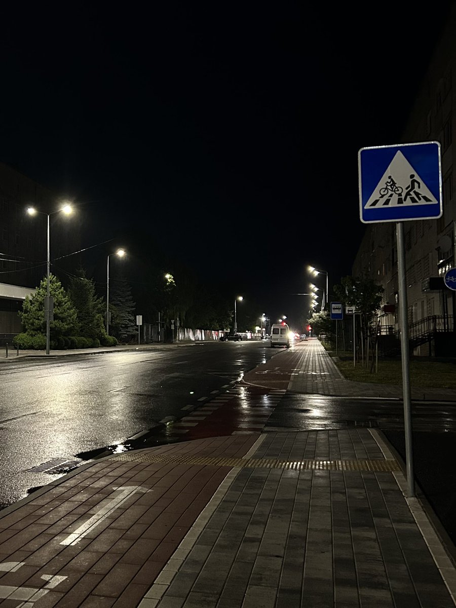 ShH4n1's tweet photo. она любила фотографировать https://t.co/fq8motDjZV