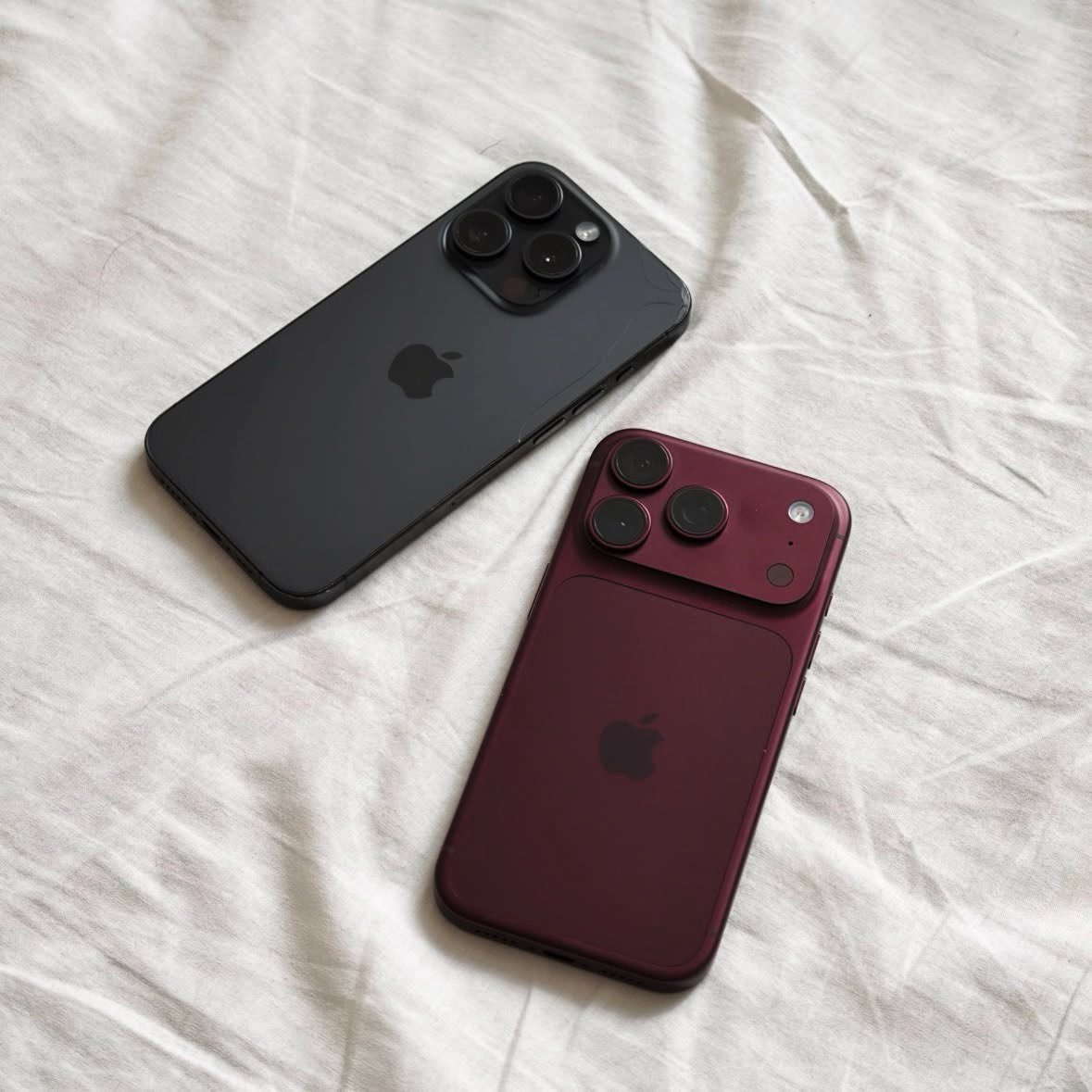 ImamLinux's tweet photo. Nobody talks about the huge difference between the iPhone 15pro and iPhone 18pro, There’s been a massive change From Apple over the last few years.

iPhone 15pro CPU: 
2928 single-core score and 7397 multi-core score.

iPhone 18pro CPU: 
4661 single-core score and 12586 multi-core score.

IPhone 15pro GPU:
28600 GPU metal score.

IPhone 18pro GPU:
63087 GPU metal score.

IPhone 18pro and max is a big changer, let me know in the comments below if you will be upgrading to the new iPhone 18pro or max.