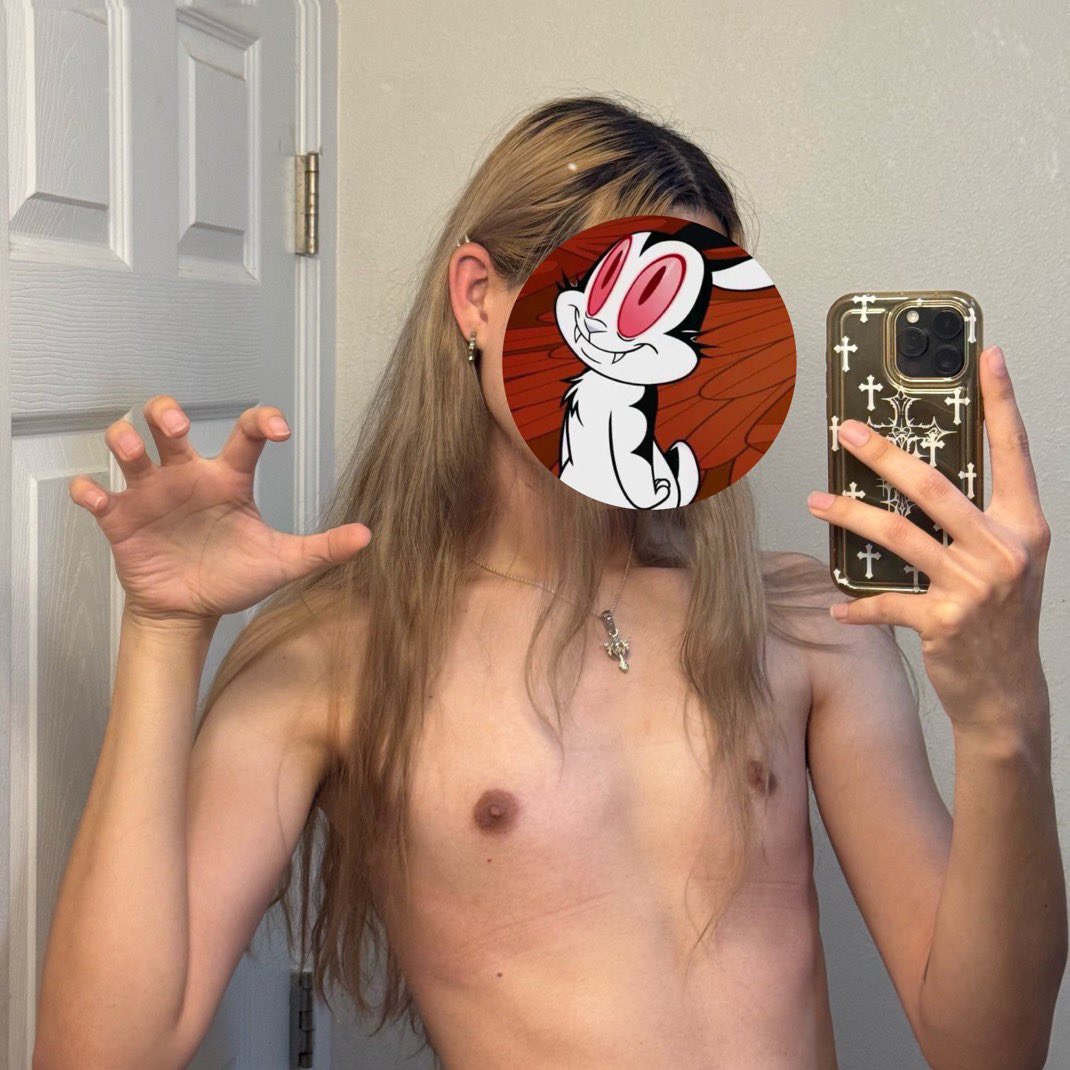 bunnicula_buns's tweet photo. :¨ ·.· ¨:
 `· .  looking for friends .ᐟ.ᐟ 🔞
꒰  #transfem ,   #furry ꒱

            ─ they / she ﹒ 🦇ꜝ
            ─ pokemon ﹒ marvel 
            ↳ ♡ or ↻ to be moots ₊⊹
          
 ꒰#transtwt #furrytwt #nsfw꒱

─ 🐇 ˙ pls bmf X3  !! https://t.co/a5tSKHuf8O