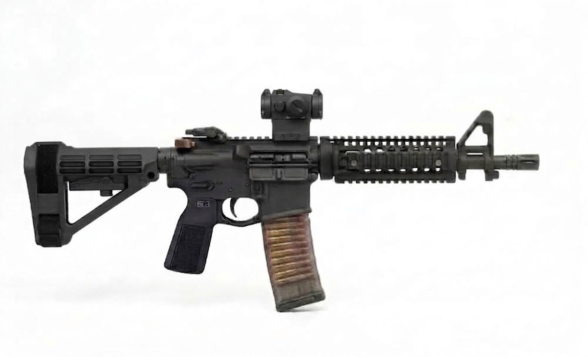 dd_tac7080's tweet photo. 完成目標のてっぽーをAIと壁打ちして生成できた。lawtacticalポキポキは上手く生成できず…
民生Mk18という感じですかね？ https://t.co/UWldFD3e7A