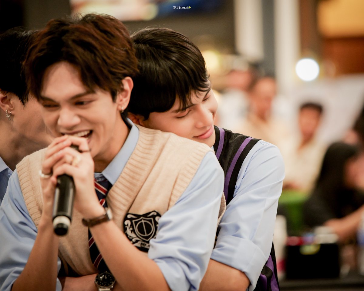 primusplus's tweet photo. 260919 📸 DAY ONE ELEVEN &amp; MARK
FIND THEIR STORIES: PRE-DEBUT
BUSKING SERIES
📍 SM CITY MANILA

Kunwari hindi tayo kinikilig ano po 🥲🩷

DAYONE SM MANILA STORIES
#DAYONEFindTheirStories

#DAYONE_Eleven #DAYONE_Mark 
#DAYONEOfficial @DAYONEOfficial_ https://t.co/Nfz5WdziAq