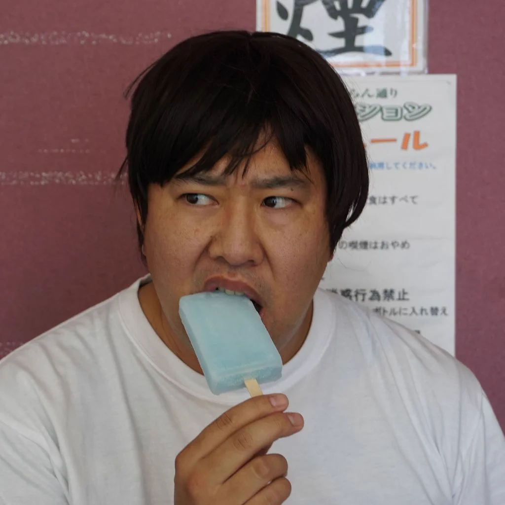 とにかく明るい安村 TONIKAKU (@tonikakuwearing) / X