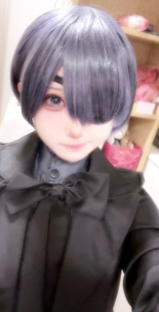 ixz2__'s tweet photo. ♡ Cosplay 🖤🐑 ♡ https://t.co/kkwoUWWRKo