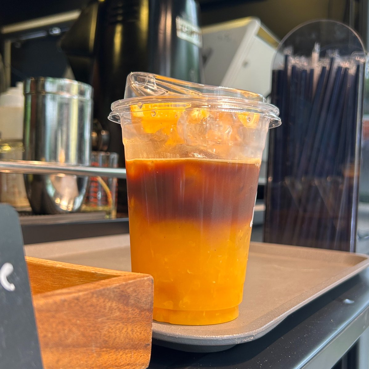 MIINA_March's tweet photo. ถ้านี่ไม่ใช่กาแฟที่อร่อยที่สุด 😌✨
มีเกล็ดส้มด้วย วะฮะฮะฮ่า https://t.co/ByDQHXR7un