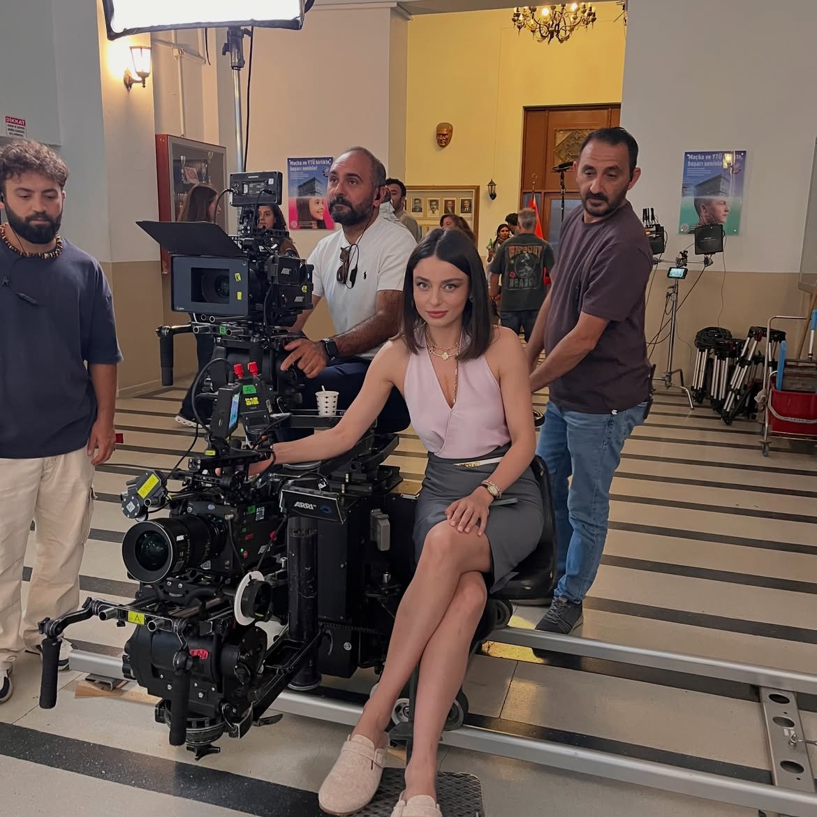 bestofaycaaysin's tweet photo. #MuhtemelAşk #AyçaAyşinTuran https://t.co/5Pd5zRohZR