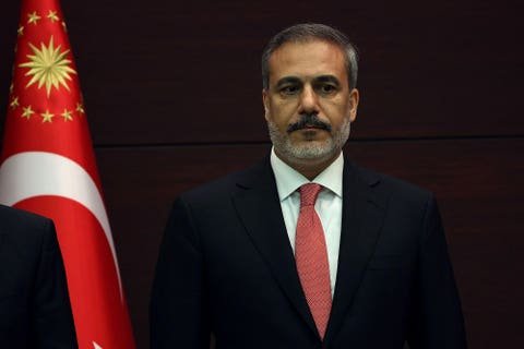 restitutorII's tweet photo. 🇾🇪🇸🇦🇹🇷🇵🇰
Yémen: Le MAE turc, Hakan Fidan, a déclaré qu’Ankara fournirait à l’Arabie saoudite un soutien technique et défensif pour faire face aux attaques des Houthis après la ratification de l'accord de La Mecque par le parlement turc en octobre 2026: 

"Nous n’aurions aucune difficulté à répondre à leurs besoins militaires, notamment dans certains domaines techniques."

L'aide se fera dans le cadre du Pacte De La Mecque et sera exclusivement défensive.