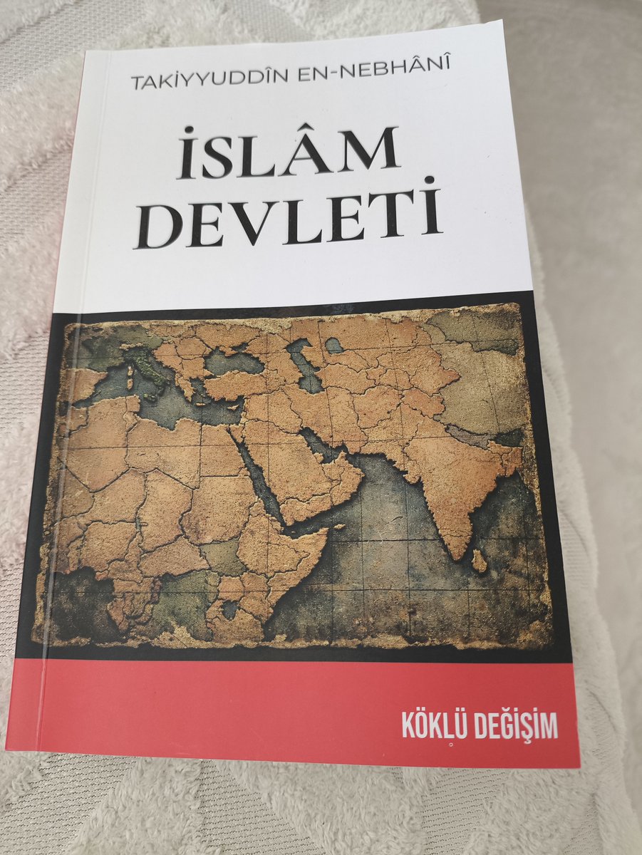 meripek212's tweet photo. İslâm devleti.hayalden rüya görmekten sayiklamaktan ibaret değildir. Çünkü o 13 asır boyunca tarihin her tarafını tamamen kaplamıştır. Bu bir hakikattir. İslam devleti geçmişte böyle idi yakın bir zaman içinde yine böyle olacaktır. https://t.co/MyjxEHH9De