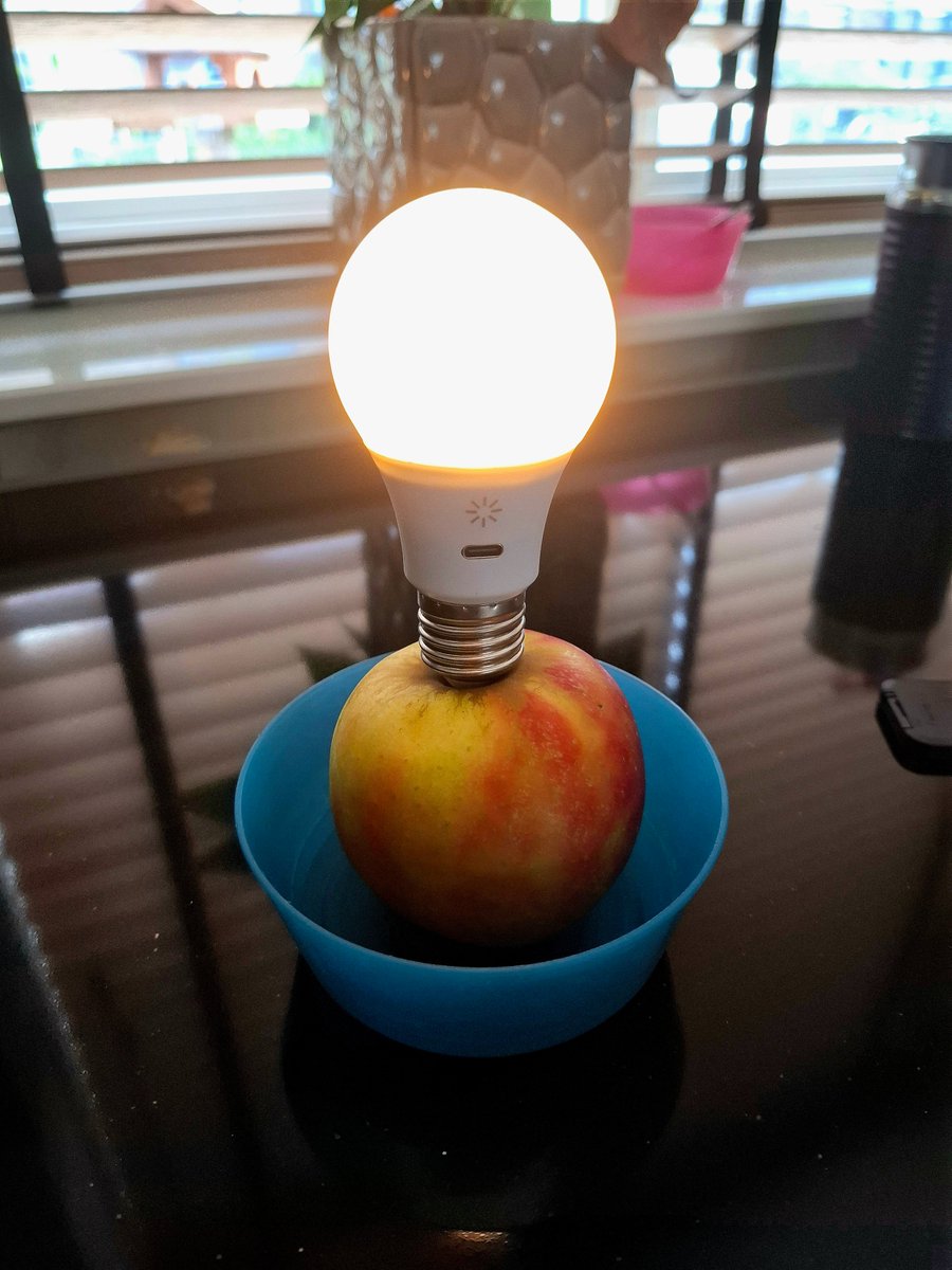 emoviolence3's tweet photo. My mom is always cooking up some bullshit bro what is this even supposed to do https://t.co/vsFjrTgVIV