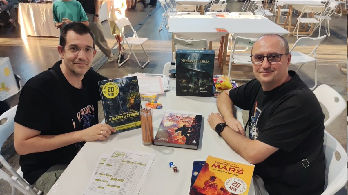 Shadowlandsed's tweet photo. ¡Y nuestra incansable ración de partidas express a cargo de Álvaro Loman. La mejor forma de probar un juego en cualquier rato libre de las #LES26. https://t.co/6AXzKIs4z4