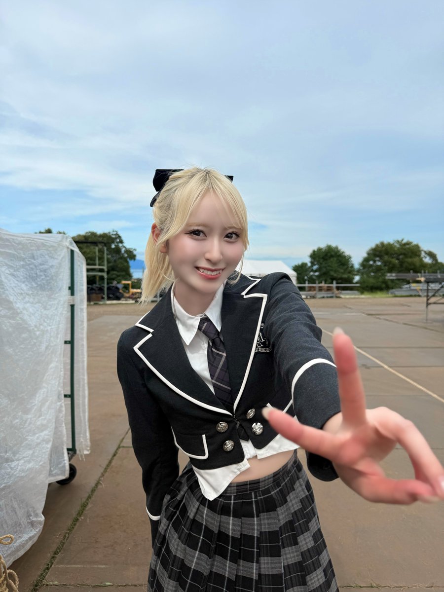 kawanagonatsumi's tweet photo. #フェストイナズマ 激アツで激暑！
ありがとうございました⚡️

風神ステージはもちろん、
雷神ステージの皆さんも一緒に
盛り上がってくださり嬉しかったです！
タオルクルクル綺麗だった〜🍧⟡.·

ただいまノイミーのライブ受付中〜！
ぜひ観に来ていただきたいです🎤
https://t.co/9VB96cIVyw https://t.co/qvsz3WPgn2