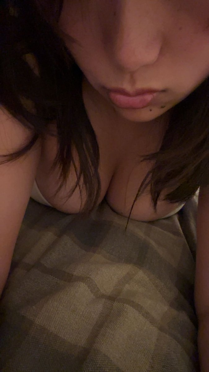 _thsaman's tweet photo. Sending (‿ˠ‿) to everybody who says ' hey ’ 💗    

and i’m serious asf, just try me👀 https://t.co/PCwzy1NVtH