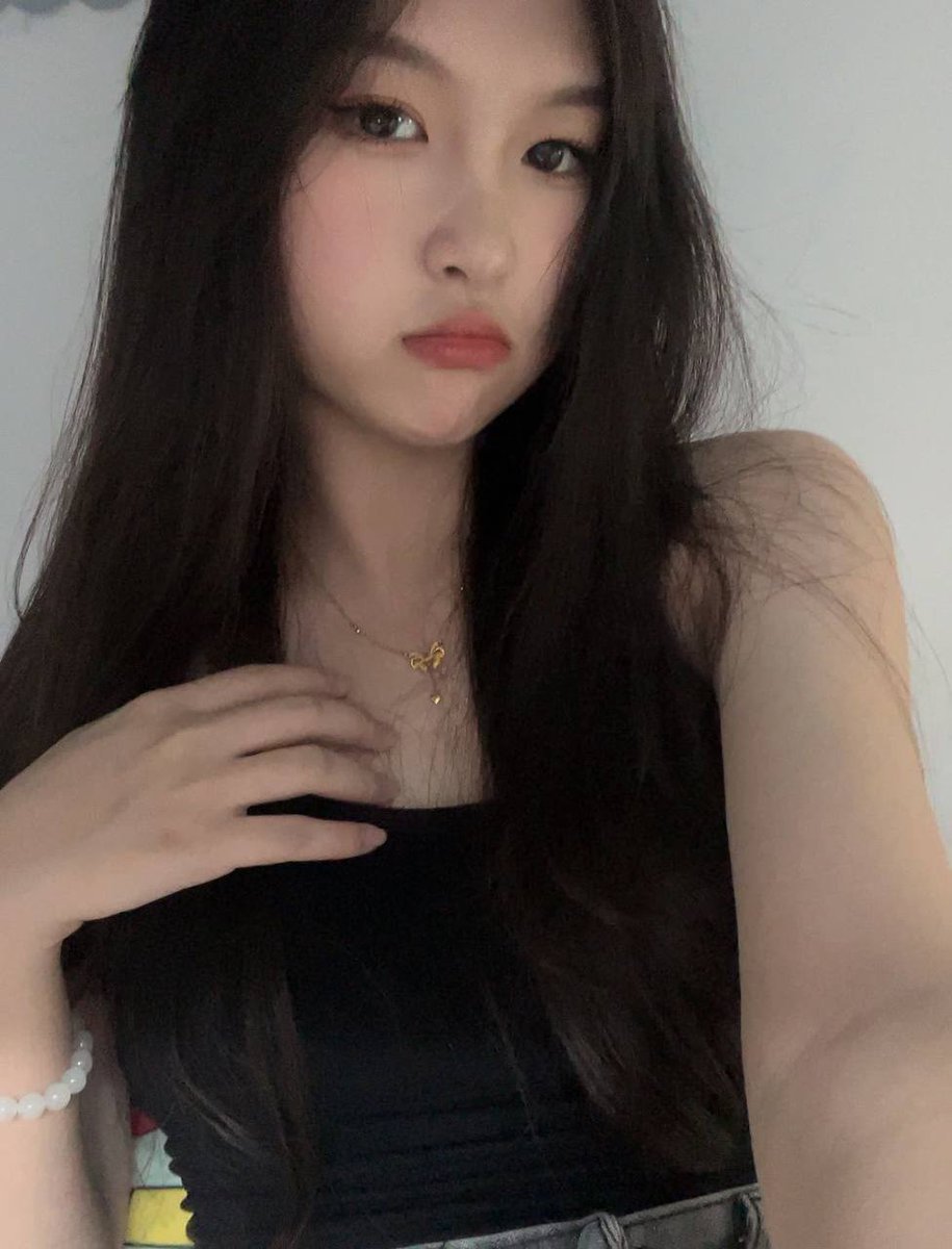DominqueBapn's tweet photo. 第一次玩推  

为什么非要加微信啊？  

加qq不可以吗   加的留言11 https://t.co/PfhkBWhbDb