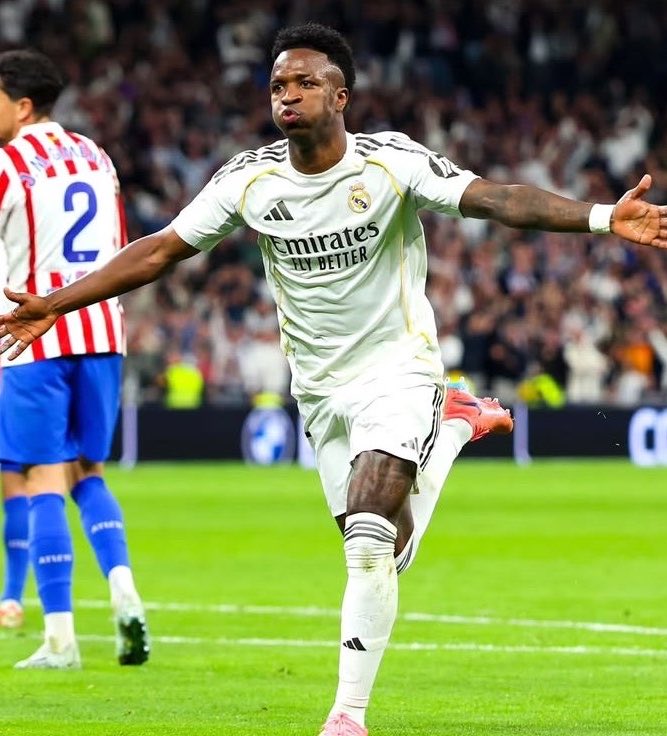 Mario___RM's tweet photo. La cabeza me dice Diomande, el corazón siempre me dirá Vinicius Junior.

Se respetará todo lo que decida José Mourinho. https://t.co/DOIrERoQzc