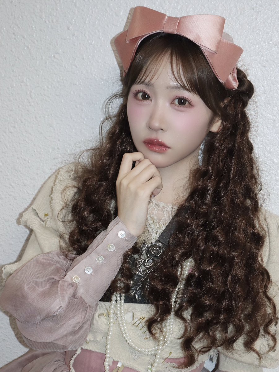 FRUITS_ZIPPER's tweet photo. ♡櫻井優衣✖️LARME♡

FRUITS ZIPPER SPECIAL FASHION SHOW produced by LARME🪽

【MARIE ANTOINETTE REBORN🌹】

💚櫻井優衣 @yui_fz0221 

@larmemagazine 
#FRUITSZIPPER #ふるっぱー 
#フルーツジッパー https://t.co/A26LleSXva