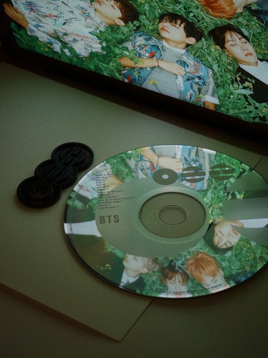 kooksneighbor's tweet photo. I tried! #HYYH https://t.co/UJ1IeNDLPH