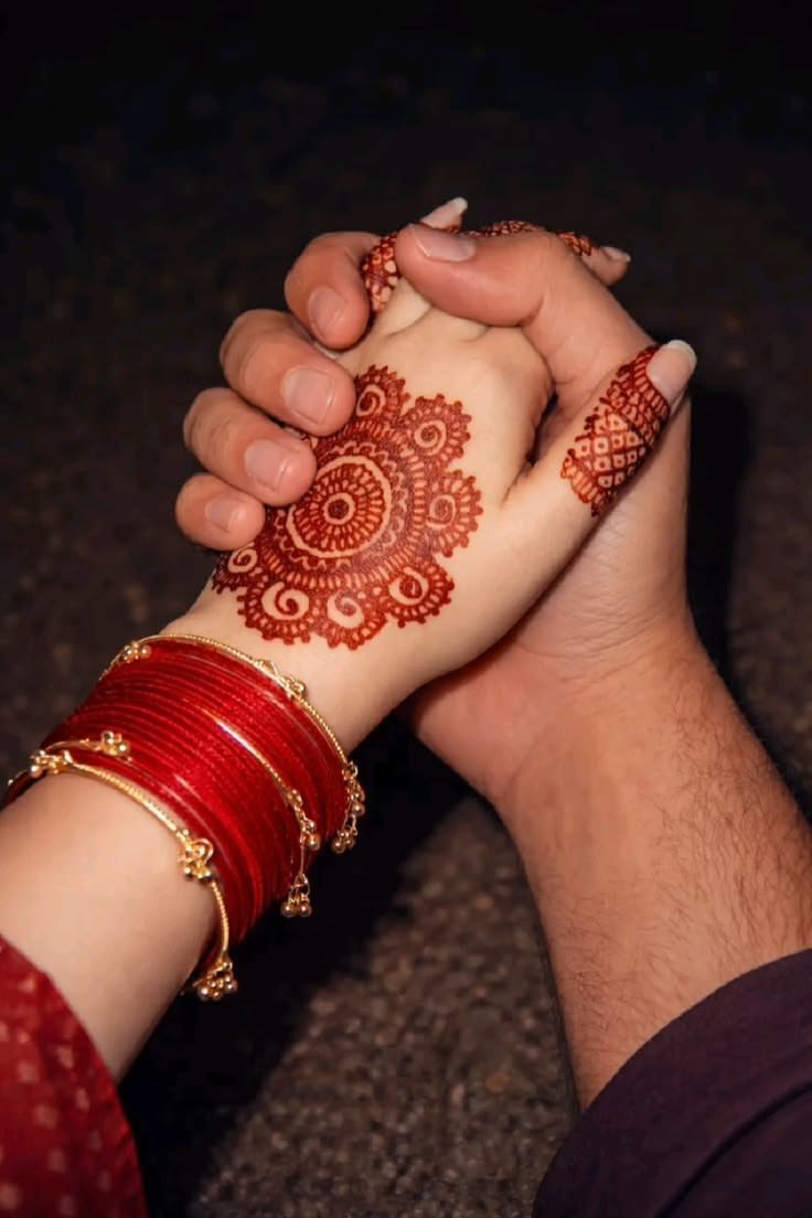 shivi__G's tweet photo. किसी रिश्ते की खूबसूरती ये नही कि झगड़े ना हो 
बल्कि खूबसूरती ये है कि झगड़े के बाद भी साथ हो 

❤️❤️🥀 https://t.co/dEpDSSWG1G