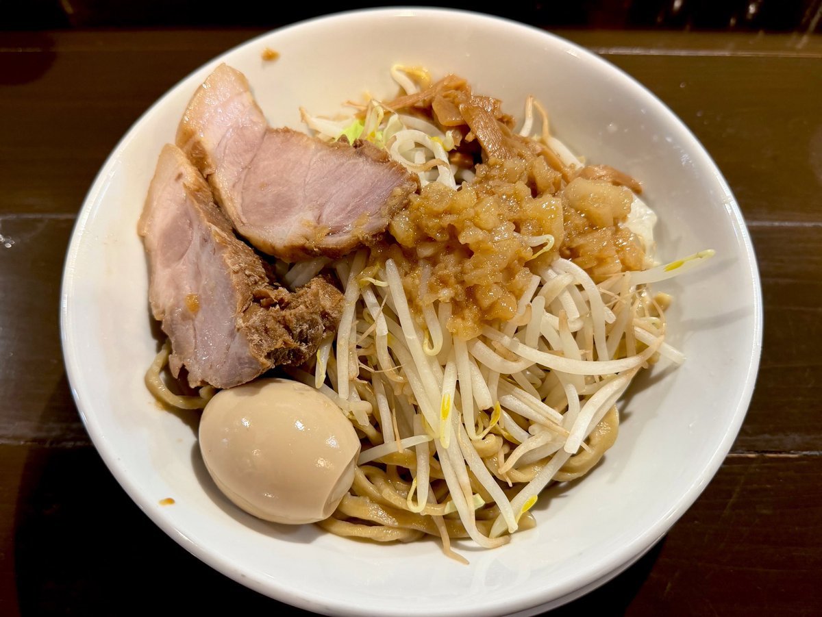 hyn_hyo's tweet photo. ラーメンDIYラボ
油そばと味玉！ https://t.co/B18N8pcHFw