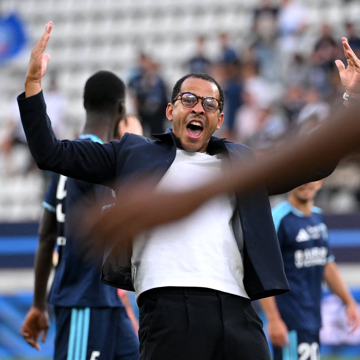 MailSport's tweet photo. Ex-Chelsea manager Liam Rosenior sparks heated on-pitch melee after taunting former club Strasbourg😬 https://t.co/stKm1p5Kks