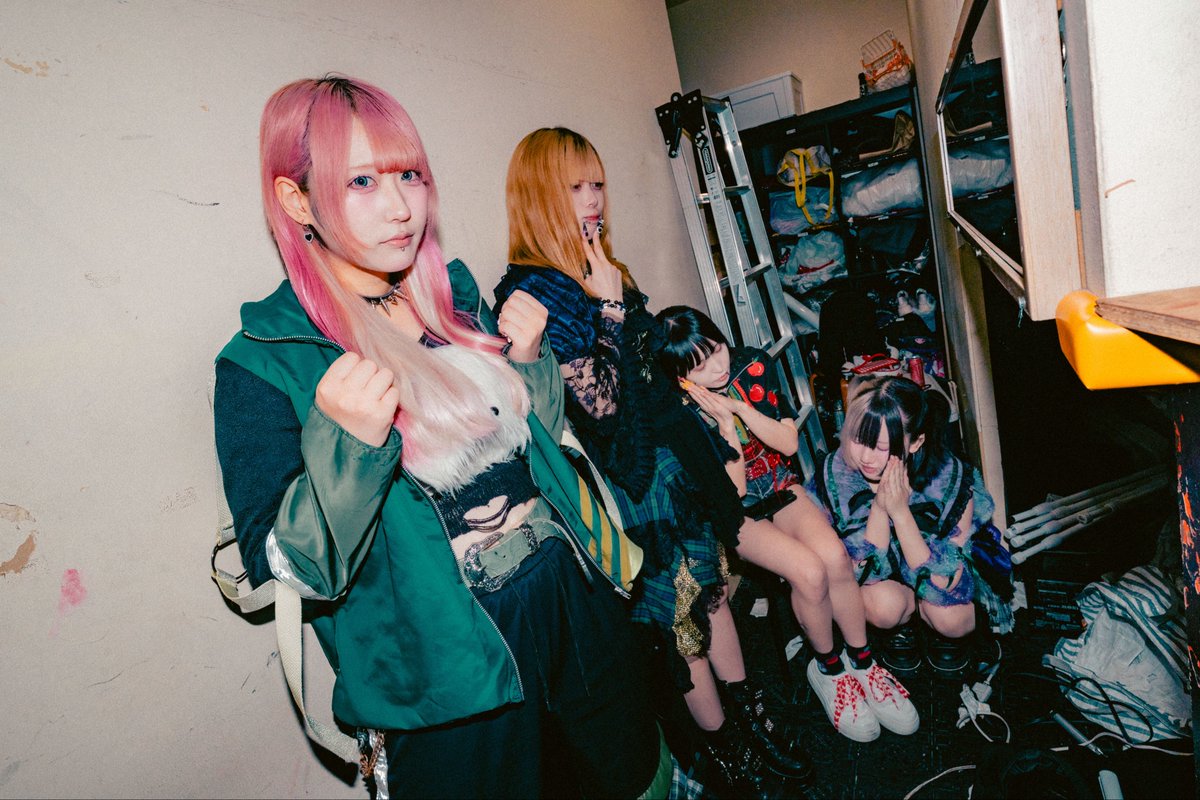YABACUBEINC's tweet photo. 広島 新規さん大歓迎��0円】ライブ
初めてさんらっしゃっせ!!
沢山のご新規様にお越しいただき、またお呼びくださり誠にありがとうございました‼️

総勢40名超のご新規様にお越しいただきました😊

栄えある優勝チームは…

      ㊗️🎊 \     ロロキルッ！   /🎊㊗

ご褒美はご期待ください㊙️
シルバーウィーク残り期間、また次回初めてさんの開催も引き続きご期待くださいませ‼️

沢山のご来場ありがとうございました、この後のPOPAPIPUPEPOPA NEOもスタンプカードぜひグッズお目当てに貯めてみてください💫💫